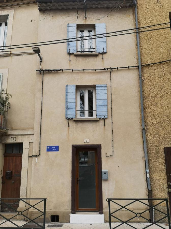 Petite Maison De Charme Au Coeur Du Centre Ville Apt Esterno foto